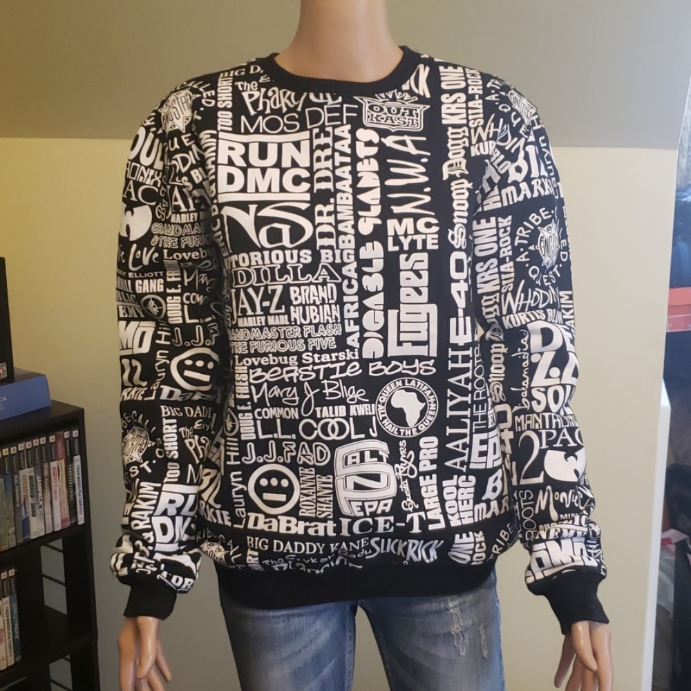 Sweatshirt
